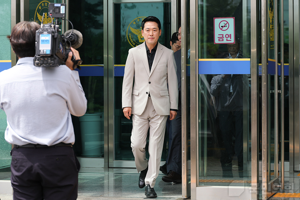 제목 노출 영역입니다 이미지
