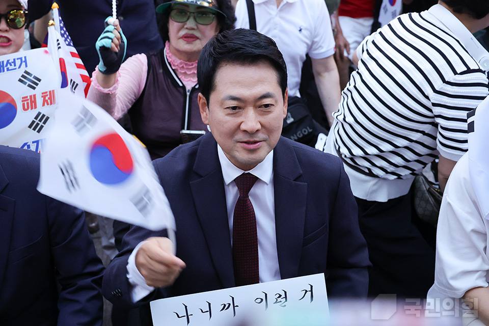 제목 노출 영역입니다 이미지
