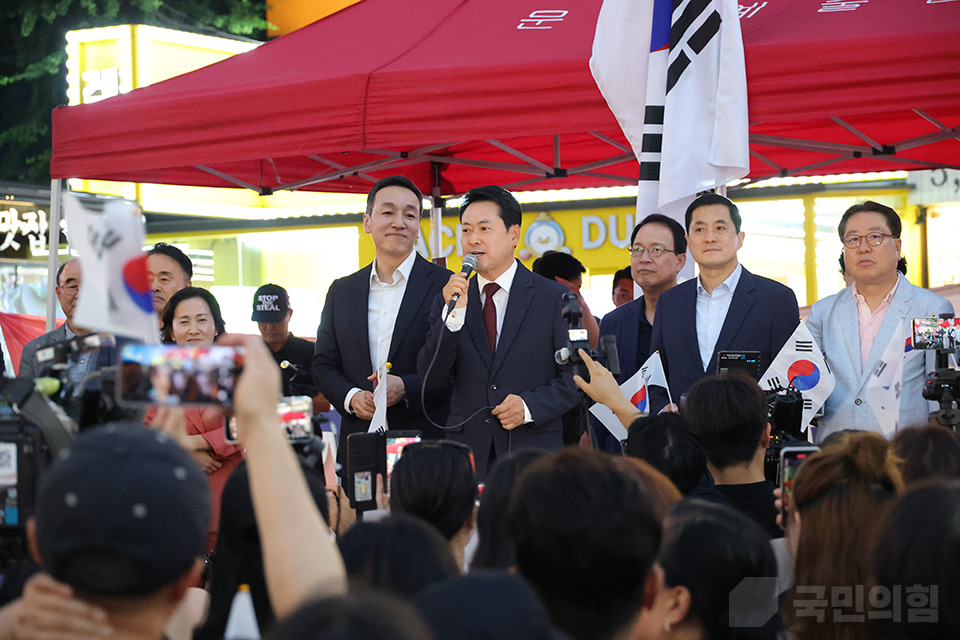 제목 노출 영역입니다 이미지