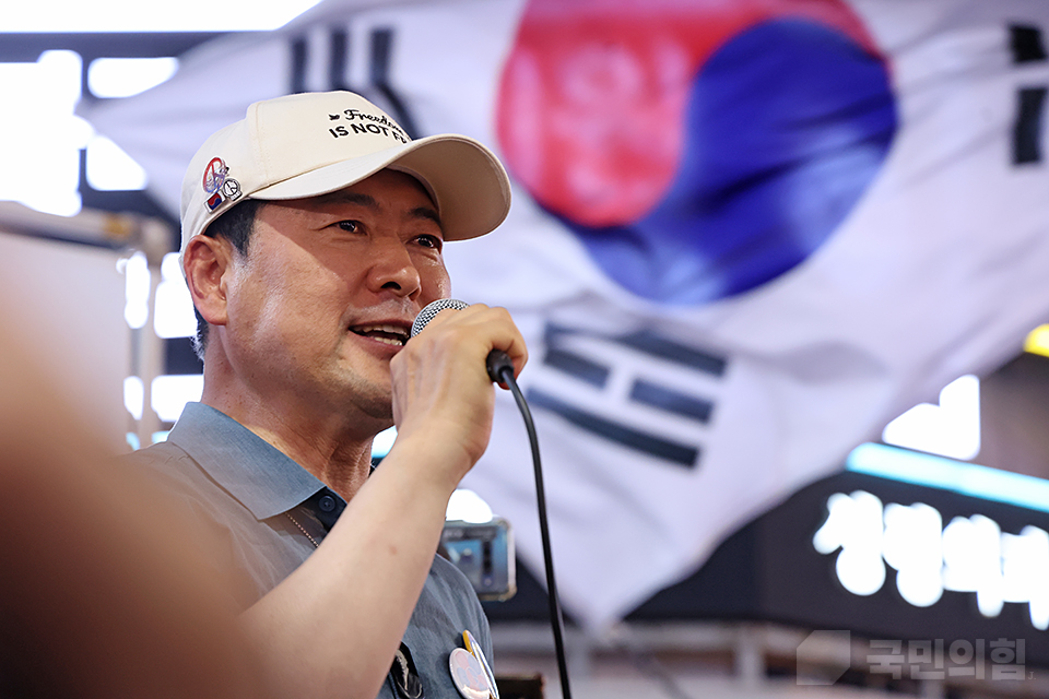 제목 노출 영역입니다 이미지