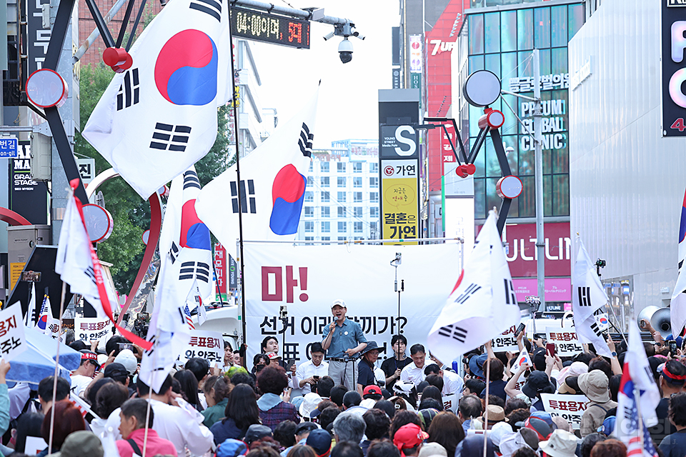 제목 노출 영역입니다 이미지