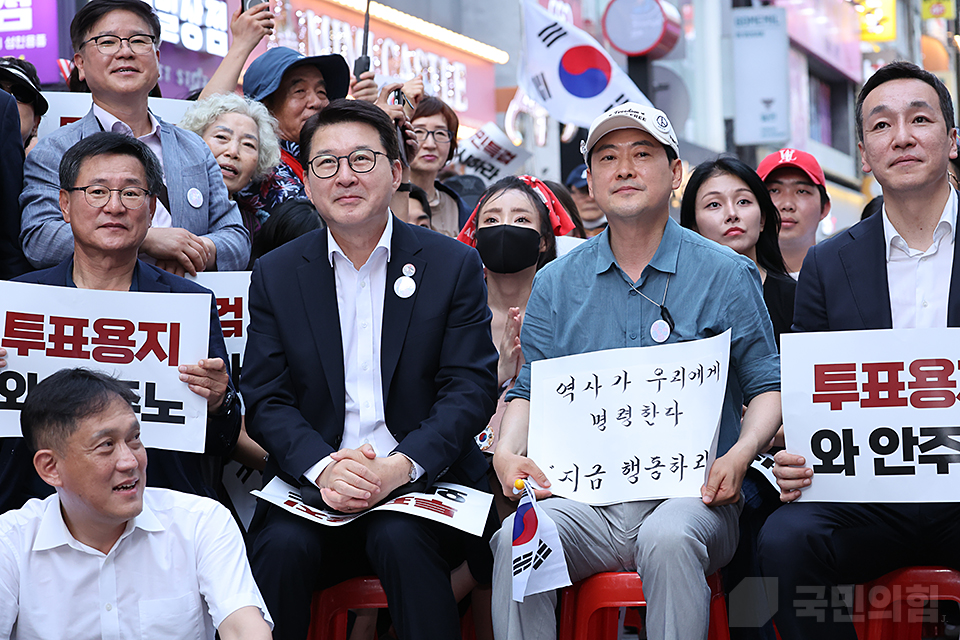 제목 노출 영역입니다 이미지