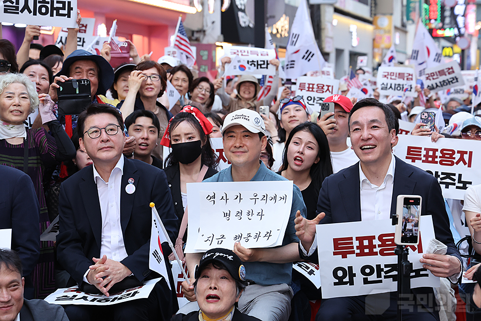 제목 노출 영역입니다 이미지