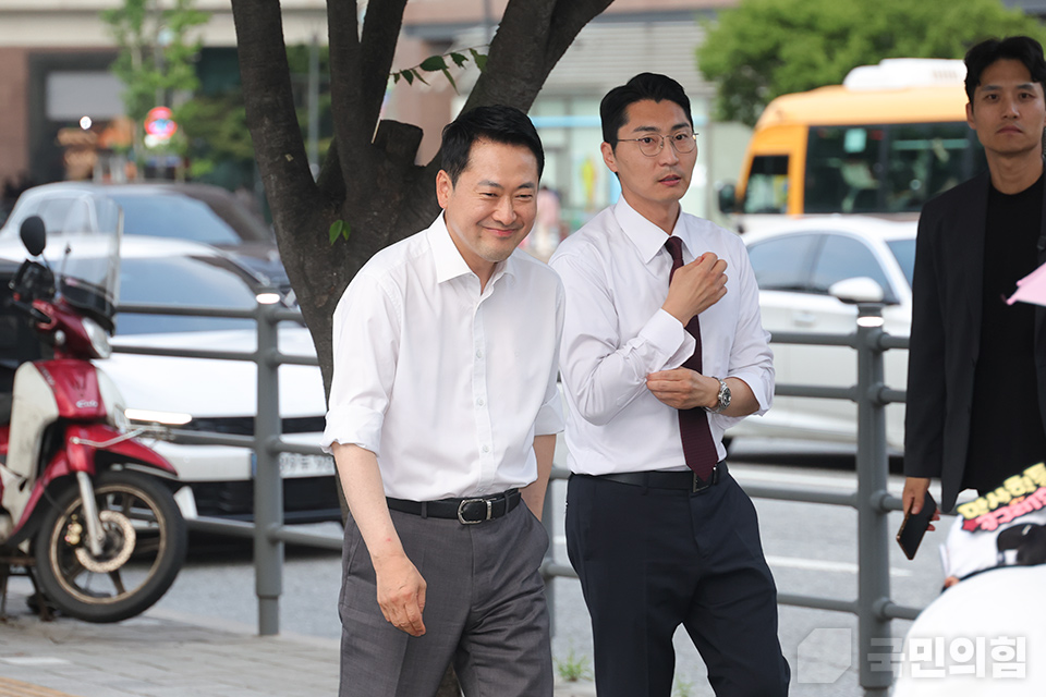 제목 노출 영역입니다 이미지