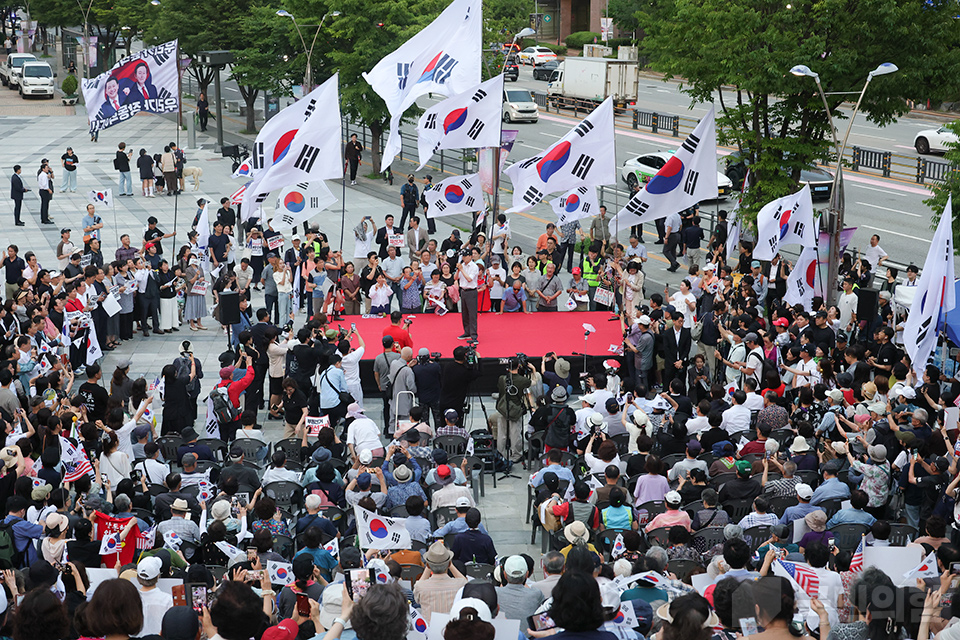 제목 노출 영역입니다 이미지