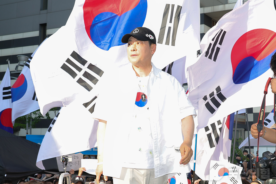 제목 노출 영역입니다 이미지