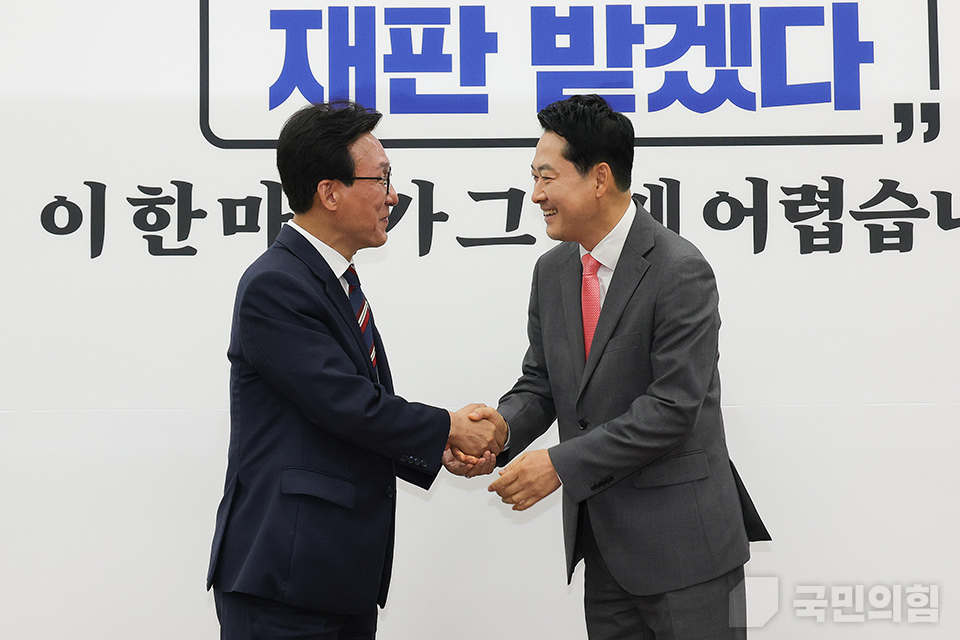 제목 노출 영역입니다 이미지