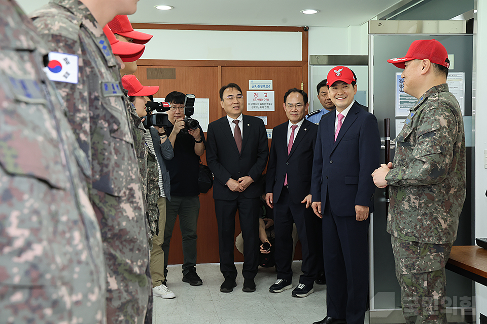 제목 노출 영역입니다 이미지