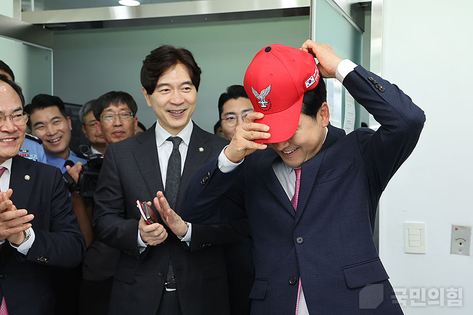 제목 노출 영역입니다 이미지