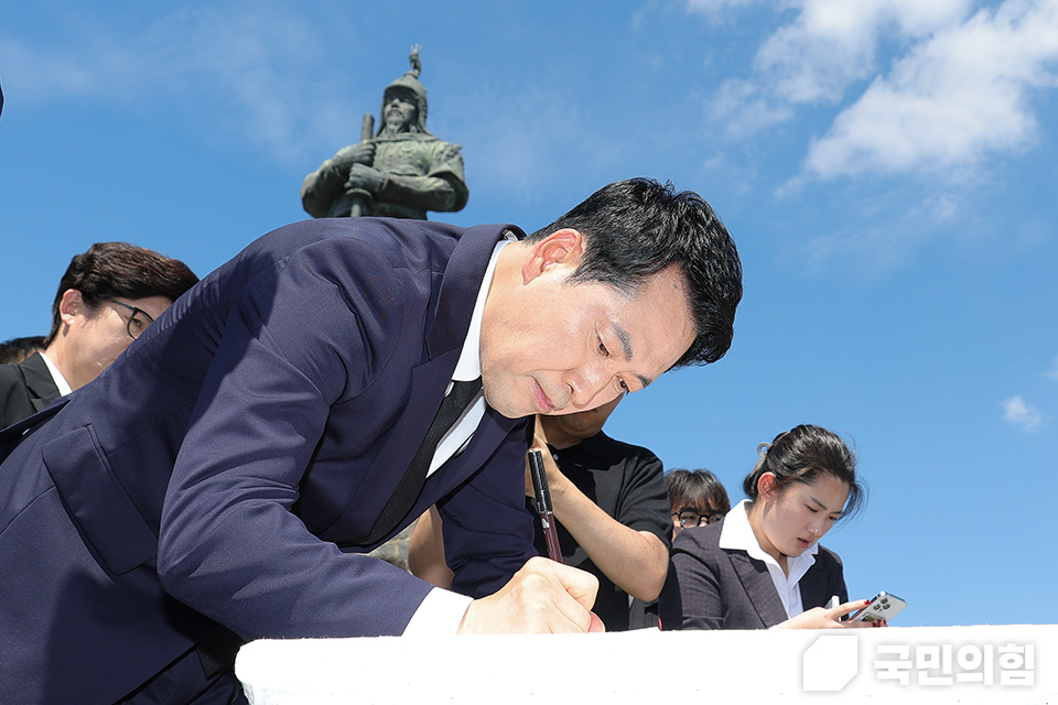 제목 노출 영역입니다 이미지