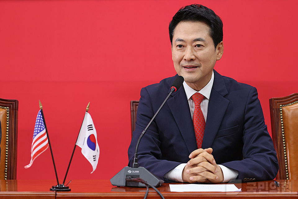 제목 노출 영역입니다 이미지