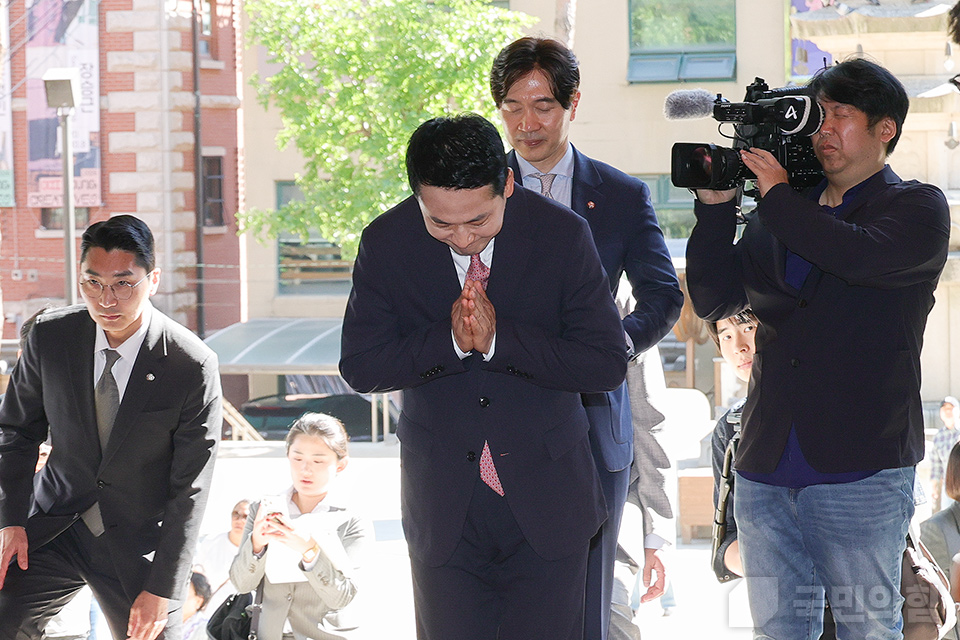 제목 노출 영역입니다 이미지