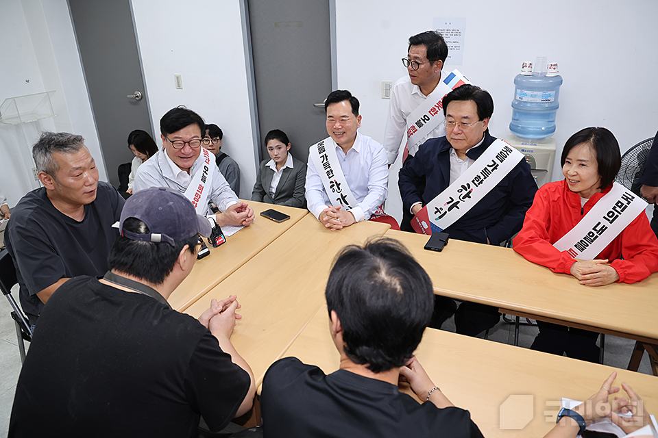 제목 노출 영역입니다 이미지
