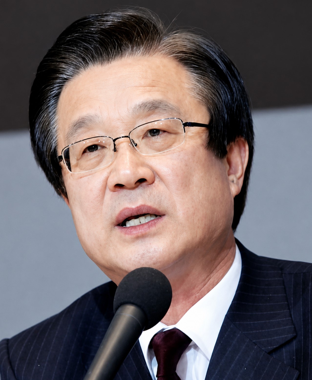 강재섭