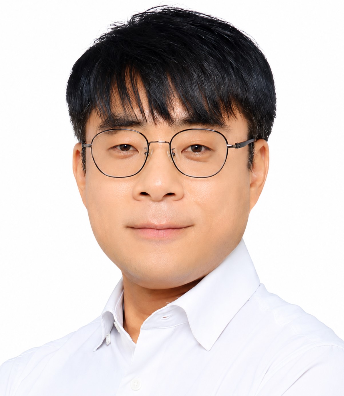 박현영